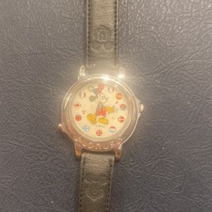 Vintage Lorus Mickey watch plays it’s a small world needs battery